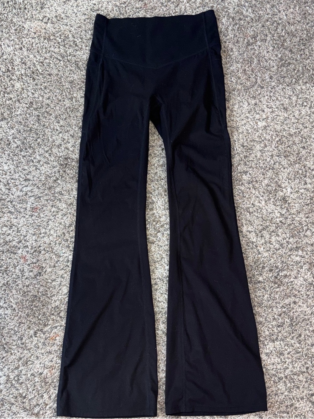 HALARA Black High-Waist Flare Leggings